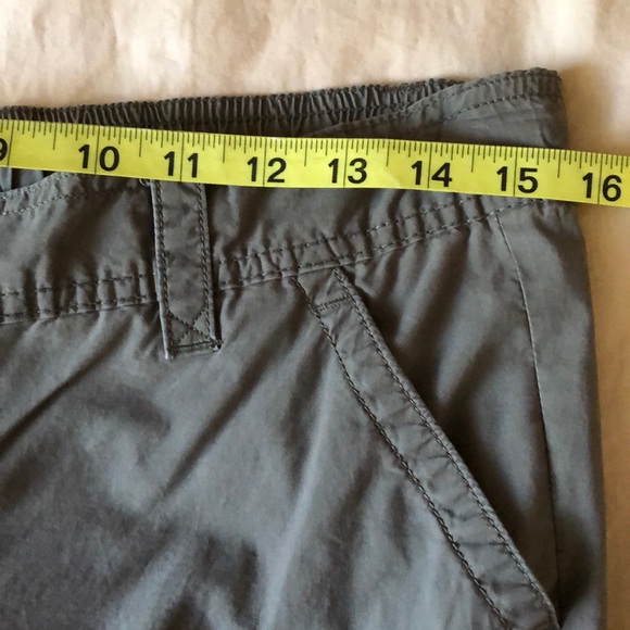 Lands’ End Khaki Green Pants 6 Roll Up Capris 31 converts - Picture 5 of 8